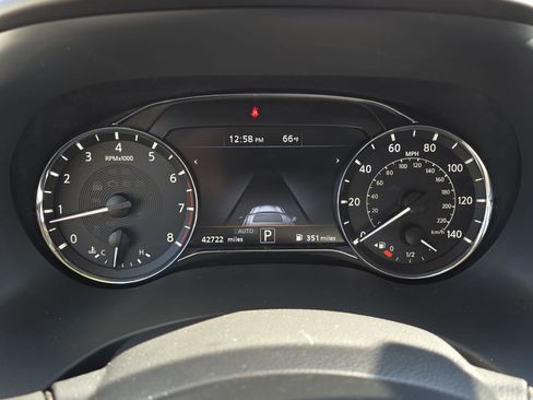 Used 2024 INFINITI QX80 Luxe image 19