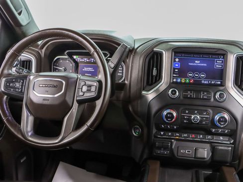 Used 2023 GMC Sierra 2500 Denali w/ Denali Ultimate Package image 18