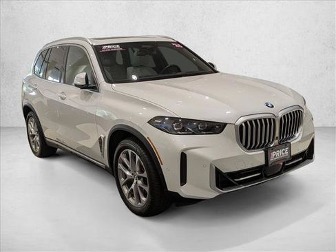 Certified 2026 BMW X5 xDrive40i w/ Climate Comfort Package AWD/4WD image 3