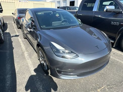 Used 2022 Tesla Model 3 Long Range AWD/4WD image 2