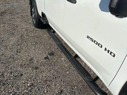 Used 2021 Chevrolet Silverado 2500 Custom w/ Custom Convenience Package image 8