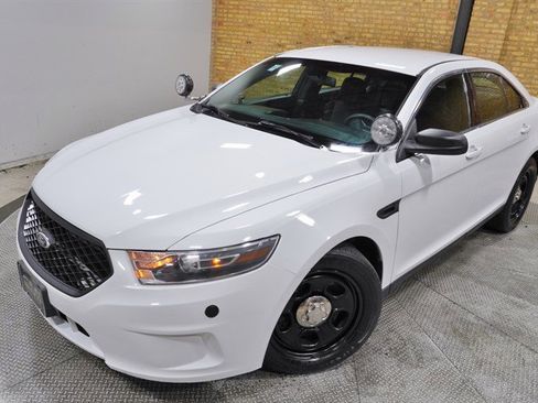 Used 2014 Ford Taurus Police AWD image 2
