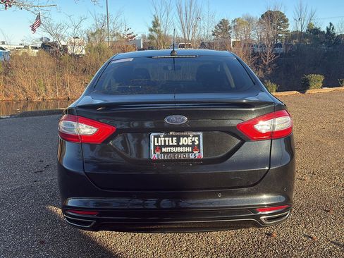 Used 2015 Ford Fusion Titanium image 6