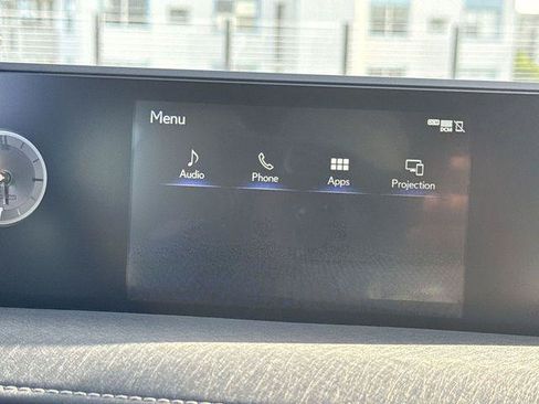 Certified 2022 Lexus UX 200 w/ Premium Package FWD image 18