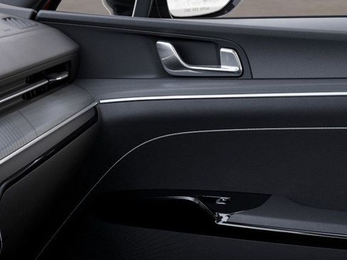 New 2025 Kia K5 GT-Line image 25