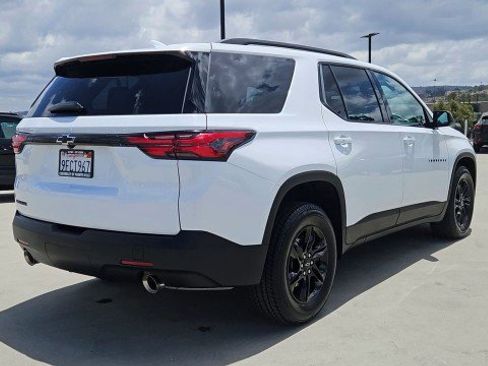Used 2023 Chevrolet Traverse LS w/ Midnight/Sport Edition FWD image 8