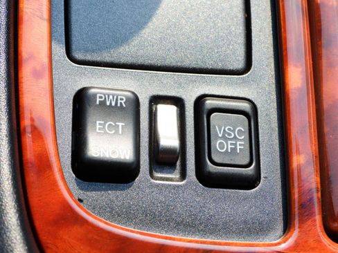 Used 2005 Lexus SC 430 Convertible RWD image 94