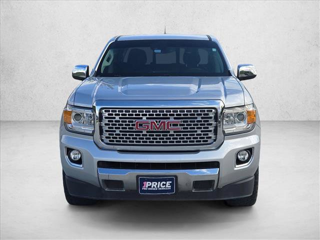 Used 2018 GMC Canyon Denali RWD image 2