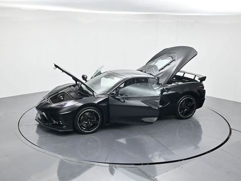 Used 2025 Chevrolet Corvette Stingray Coupe w/ Z51 Performance Package image 55