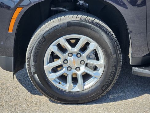 Used 2025 Chevrolet Tahoe LT w/ Comfort Package RWD image 10
