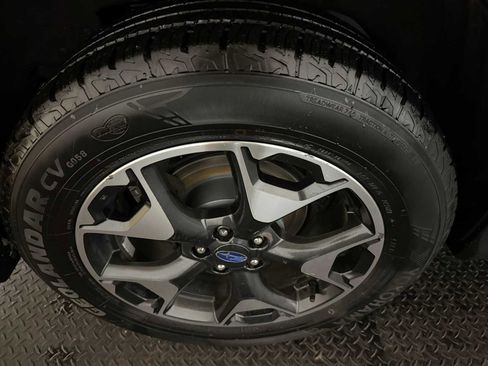 Used 2019 Subaru Crosstrek 2.0i Premium w/ Moonroof Package image 12