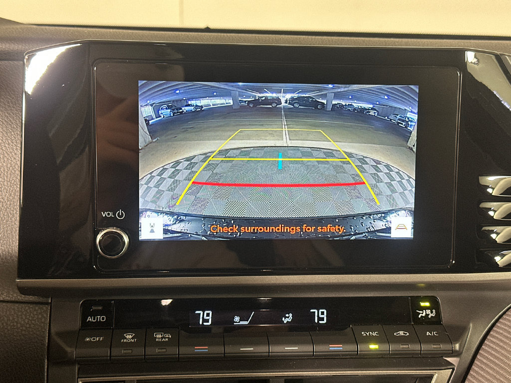 Used 2025 Toyota Camry SE FWD image 28