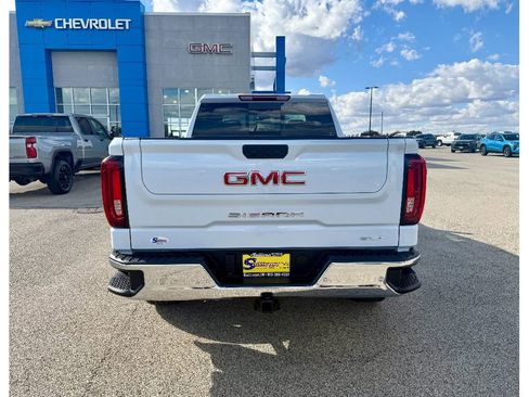 New 2026 GMC Sierra 1500 SLT w/ SLT Premium Package image 3