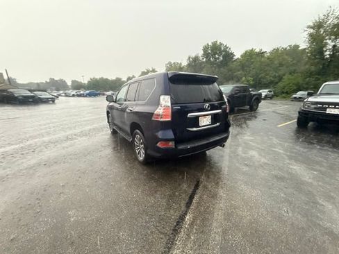 Used 2022 Lexus GX 460 Luxury w/ Accessory Package AWD/4WD image 25