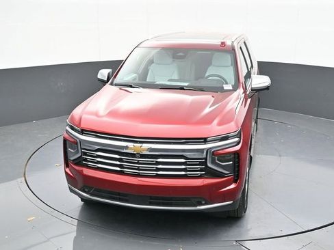 New 2025 Chevrolet Suburban Premier AWD/4WD image 60