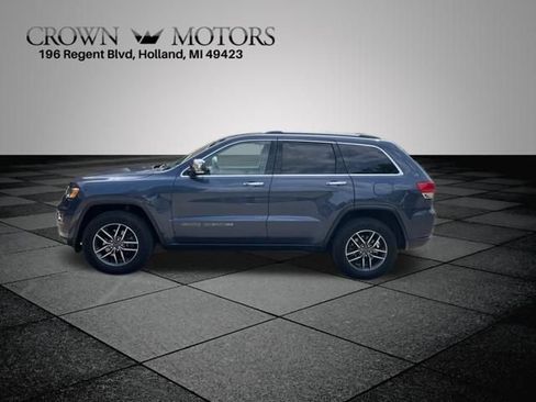 Used 2019 Jeep Grand Cherokee Limited w/ Trailer Tow Group IV AWD/4WD image 6