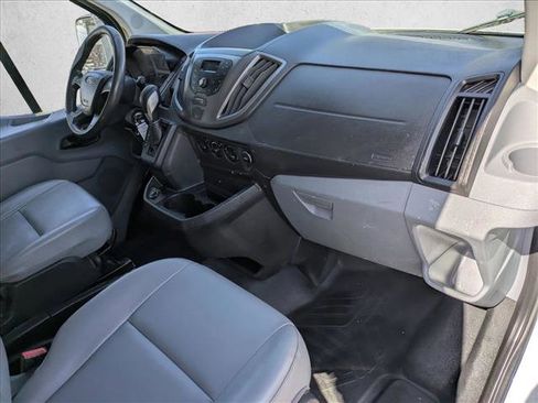 Used 2017 Ford Transit 150 130 Low Roof RWD image 19