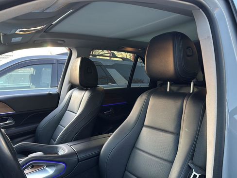 Used 2024 Mercedes-Benz GLE 450 4MATIC w/ Winter Package image 16