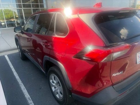 Used 2023 Toyota RAV4 LE FWD image 9