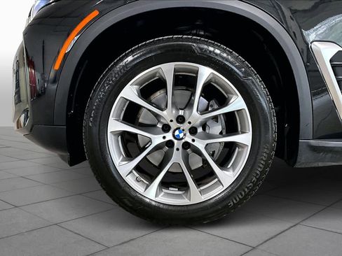 Used 2026 BMW X5 xDrive40i image 11