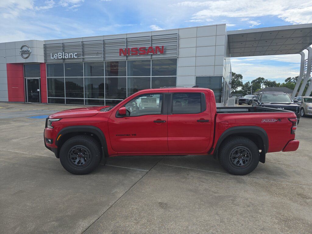New 2027 Nissan Frontier PRO-4X RWD image 3
