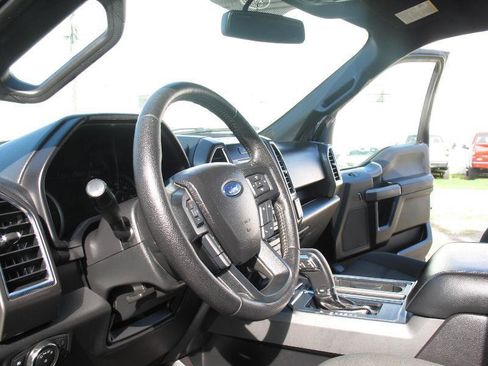 Used 2016 Ford F150 XLT w/ Equipment Group 302A Luxury image 32