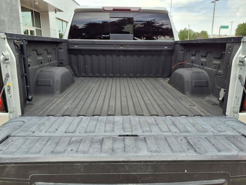 Used 2021 GMC Sierra 1500 SLT AWD/4WD image 19