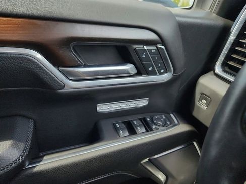 Used 2024 GMC Sierra 1500 Denali AWD/4WD image 11
