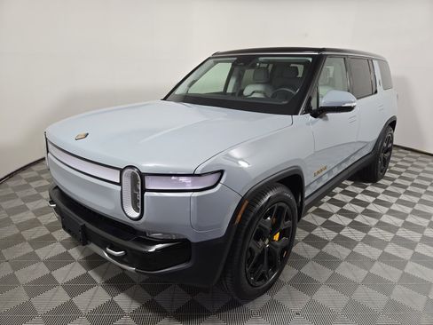 Used 2024 Rivian R1S Adventure AWD/4WD image 1
