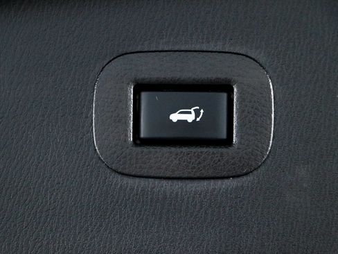Used 2023 INFINITI QX80 Luxe w/ Cargo Package RWD image 34