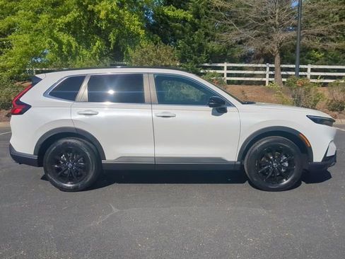 Certified 2023 Honda CR-V Sport image 3