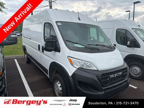 Used 2025 RAM ProMaster 2500 w/ Convenience Group FWD image 1