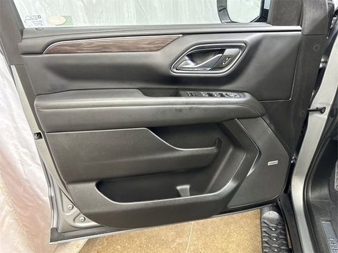 Used 2023 Chevrolet Tahoe Z71 w/ Z71 Off-Road Package image 25