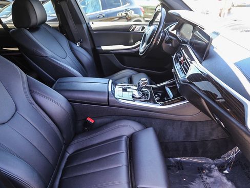 Used 2019 BMW X5 xDrive40i w/ Premium Package 2 AWD/4WD image 15