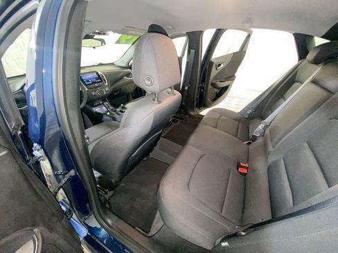 Used 2019 Chevrolet Malibu LT FWD image 29