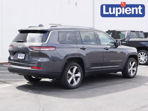Used 2022 Jeep Grand Cherokee L Limited image 3