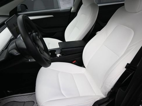 Used 2023 Tesla Model 3 Standard Range RWD image 21