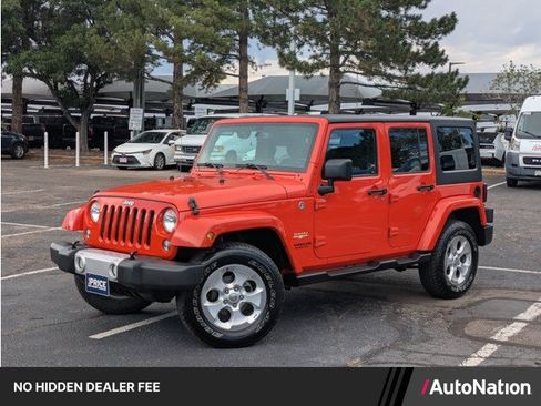 Used 2015 Jeep Wrangler Unlimited Sahara w/ Connectivity Group AWD/4WD image 1