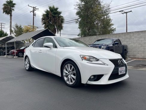 Used 2015 Lexus IS 250 RWD image 1