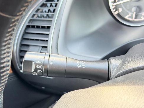 Used 2021 Nissan Armada SL w/ Captain's Chairs Package image 73