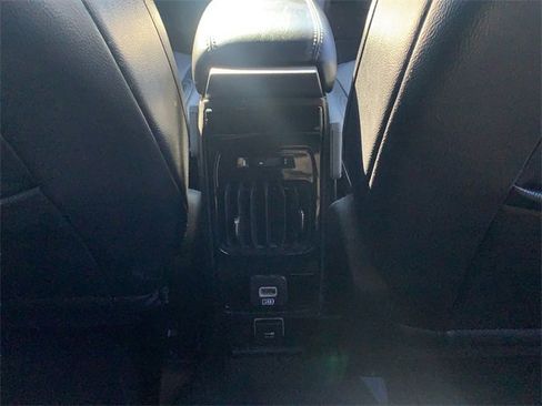 Used 2024 Jeep Compass Latitude image 42