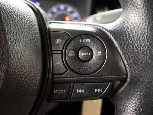 Used 2024 Toyota Corolla LE FWD image 18