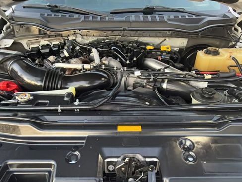 Used 2019 Ford F250 Lariat w/ Lariat Ultimate Package image 14