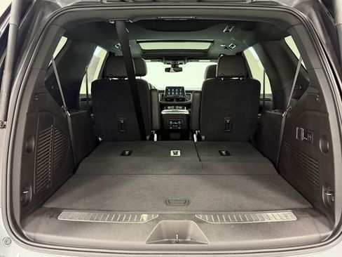 Used 2021 Chevrolet Tahoe Z71 w/ Z71 Off-Road Package image 30