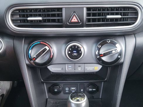 Used 2021 Hyundai Kona SEL Plus FWD image 15