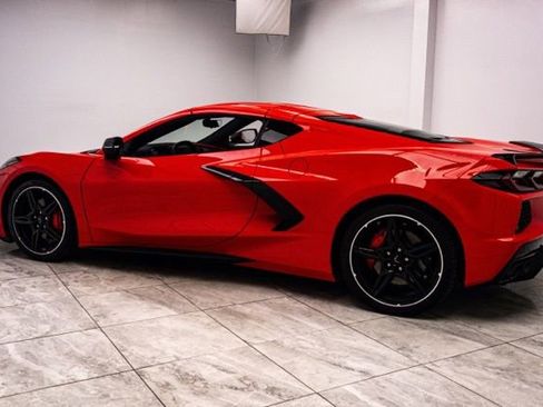 Used 2023 Chevrolet Corvette Stingray Preferred Cpe w/ 2LT RWD image 3