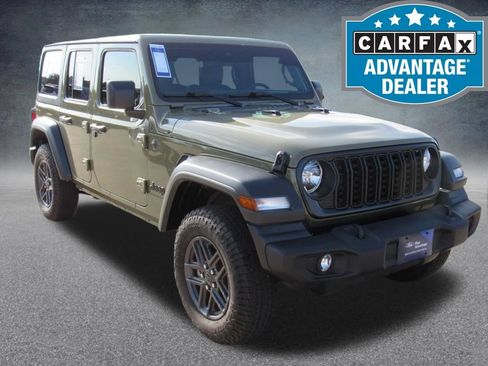 Used 2025 Jeep Wrangler Unlimited Sport AWD/4WD image 1