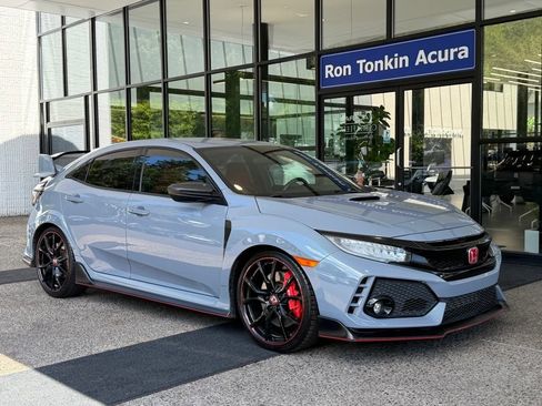 Used 2019 Honda Civic Type R image 2