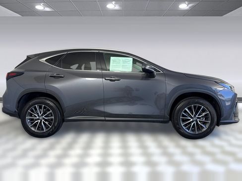 Used 2024 Lexus NX 250 FWD image 8