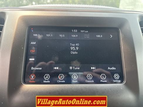 Used 2020 Jeep Cherokee Latitude Plus AWD/4WD image 16